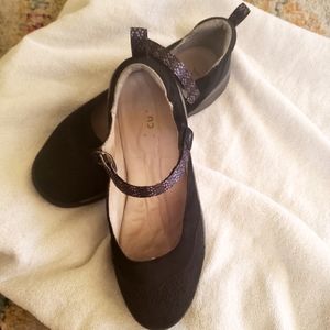 Black Suede MaryJane style Jambu size 8.5 Women's Shoes